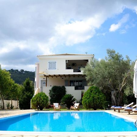 Villa Dioni Lefkada City ภายนอก รูปภาพ