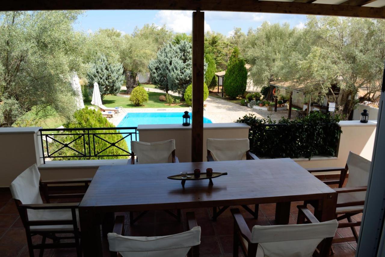 Villa Dioni Lefkada City ภายนอก รูปภาพ